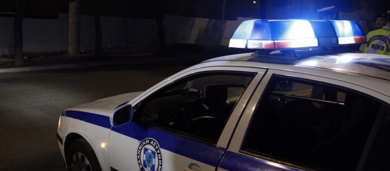 ΈΚΤΑΚΤΟ: Ηττημένη χώρα; Πακιστανός επιτίθεται σε εφήβους μέσα στο Τραμ στο Παλαιό Φάληρο!